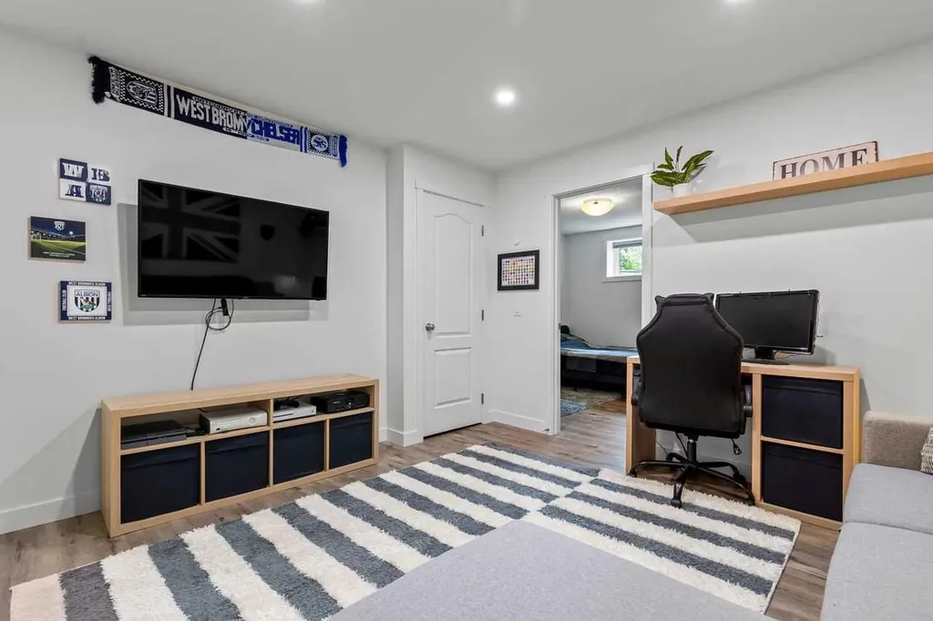 8141 Masters Boulevard SE Calgary AB T3M 2M1