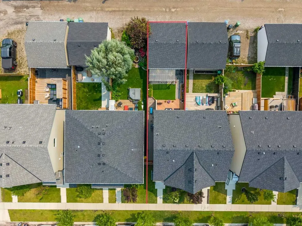 8141 Masters Boulevard SE Calgary AB T3M 2M1