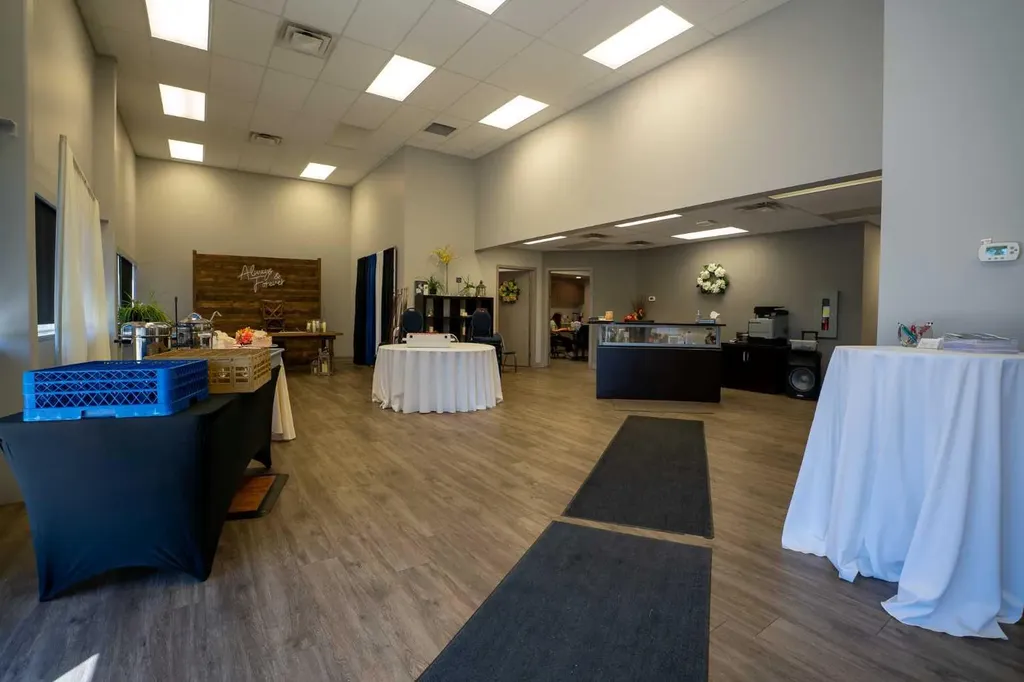 231 Don Seaman Way Okotoks AB T1S1A5