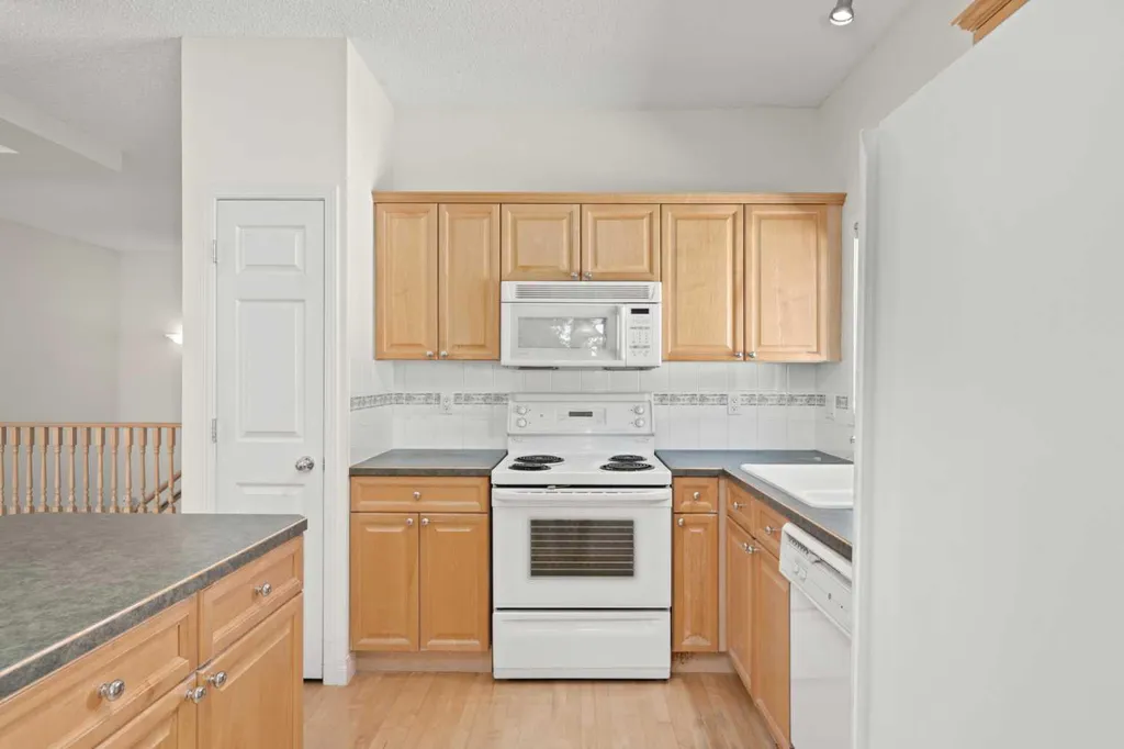 10888 Panorama Hills Boulevard NW Calgary AB T3K 5K9