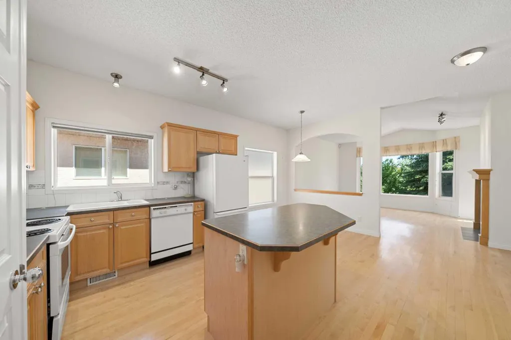 10888 Panorama Hills Boulevard NW Calgary AB T3K 5K9