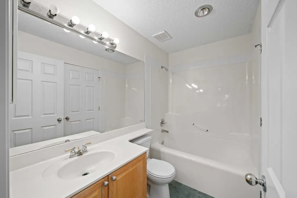 10888 Panorama Hills Boulevard NW Calgary AB T3K 5K9