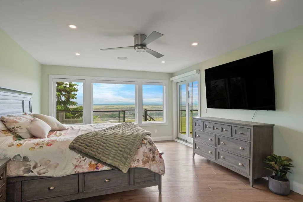 40257 Big Hill Road Rural Rocky View County AB T4C 2W4