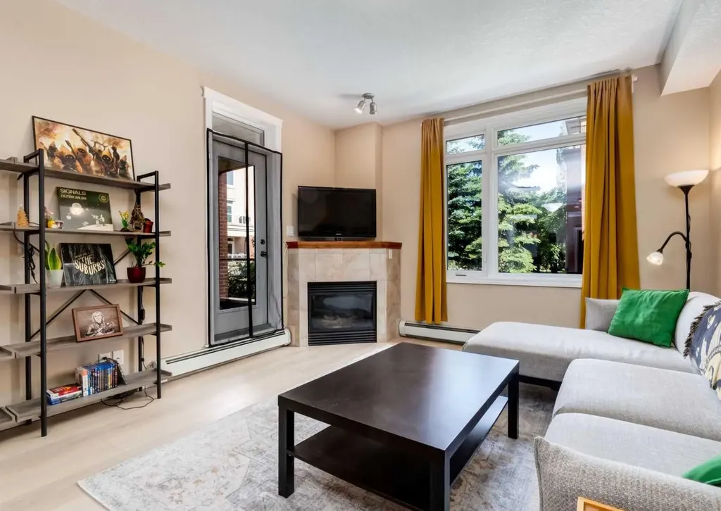 24 Hemlock Crescent SW Calgary AB T3C 2Z1