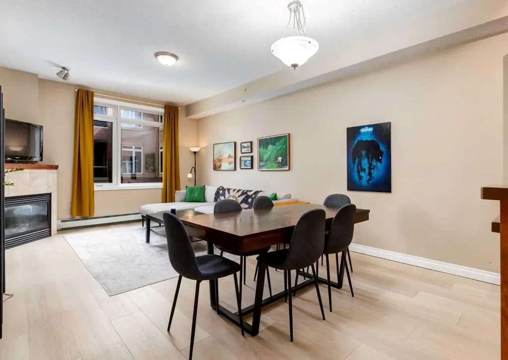 24 Hemlock Crescent SW Calgary AB T3C 2Z1