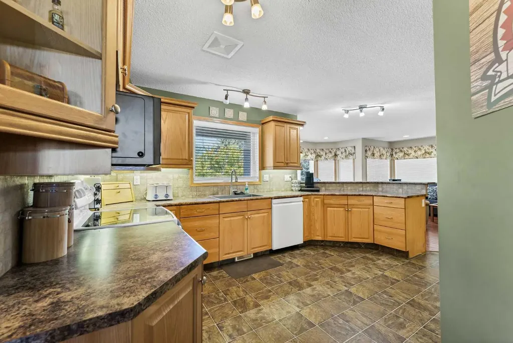 91 Sage Close SE Medicine Hat AB T1B 4H7