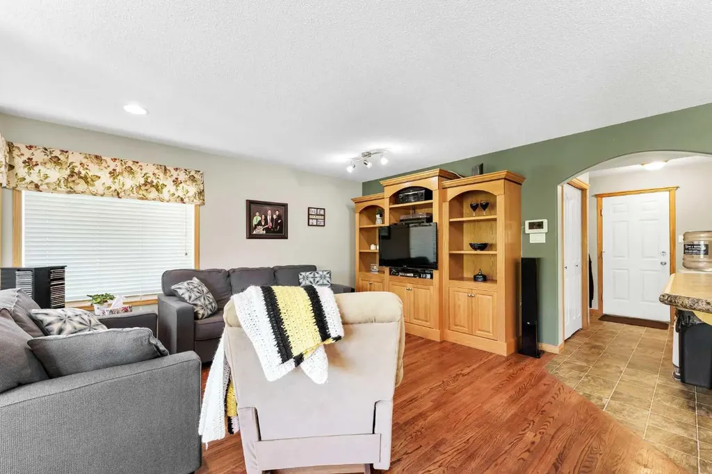 91 Sage Close SE Medicine Hat AB T1B 4H7