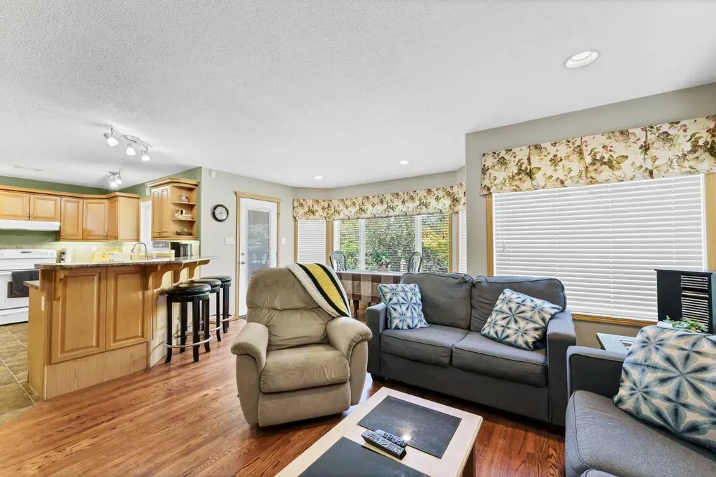 91 Sage Close SE Medicine Hat AB T1B 4H7
