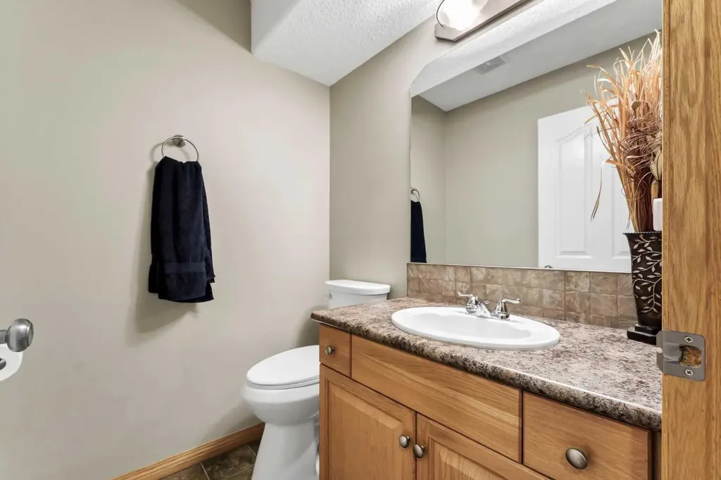 91 Sage Close SE Medicine Hat AB T1B 4H7