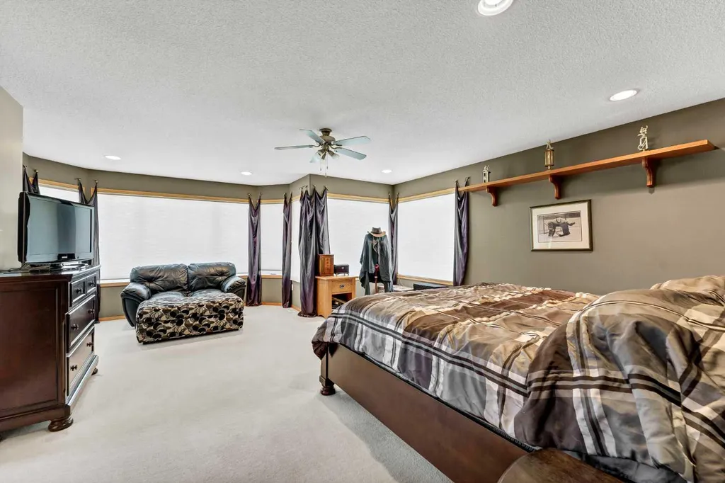 91 Sage Close SE Medicine Hat AB T1B 4H7