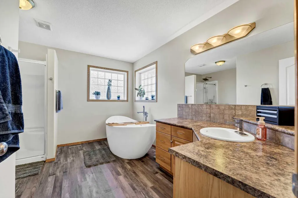 91 Sage Close SE Medicine Hat AB T1B 4H7