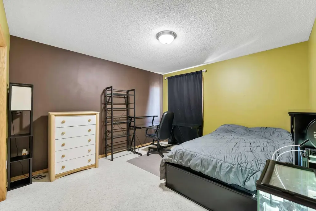 91 Sage Close SE Medicine Hat AB T1B 4H7
