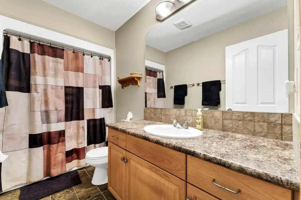 91 Sage Close SE Medicine Hat AB T1B 4H7
