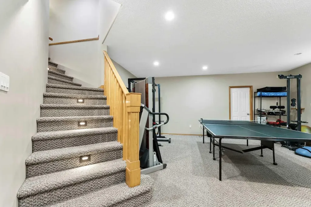 91 Sage Close SE Medicine Hat AB T1B 4H7