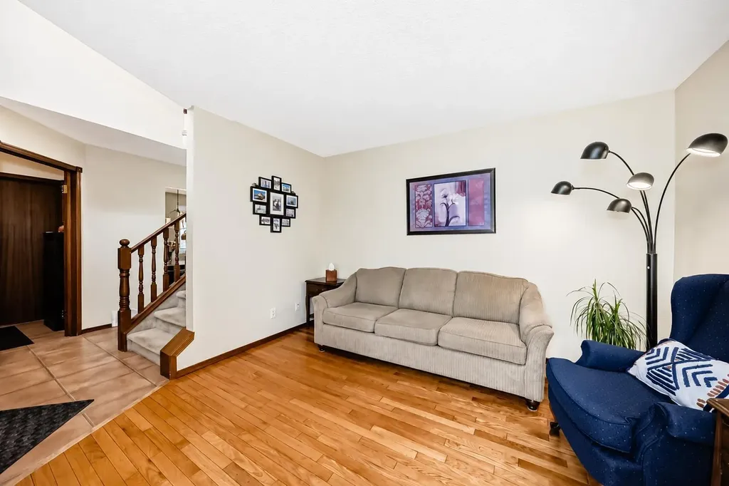 232 Macewan Ridge Close NW Calgary AB T3K 3A7