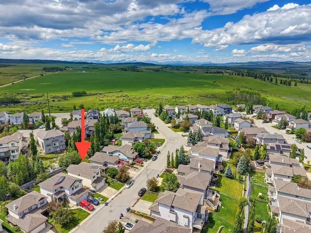 11 Bow Ridge Link Cochrane AB T4C 1V7