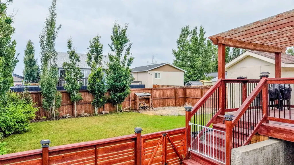 4602 6 Street Coalhurst AB T0L 0V0