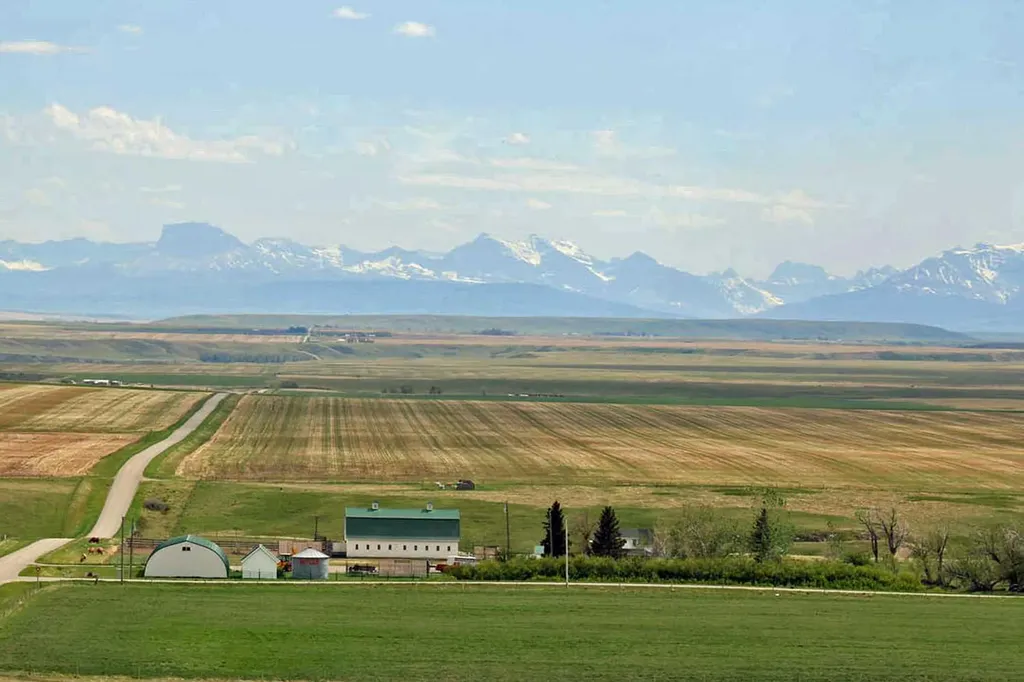6032 Range Road 28-0 Range Rural Pincher Creek No. 9 M.d. Of AB T0K 1W0