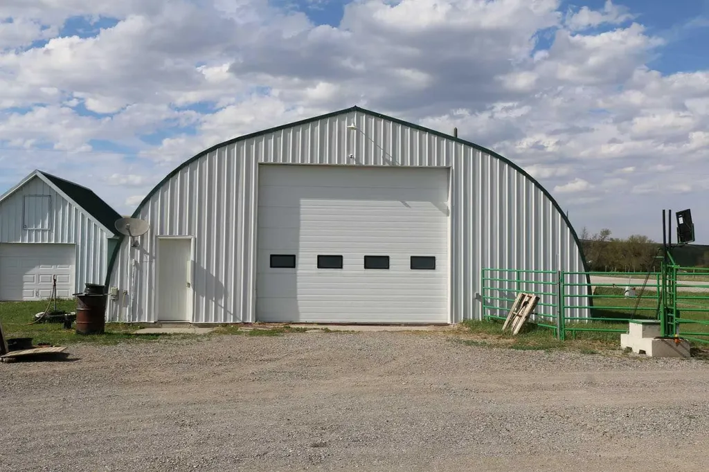 6032 Range Road 28-0 Range Rural Pincher Creek No. 9 M.d. Of AB T0K 1W0