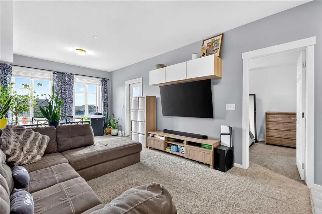 215 Legacy Boulevard SE Calgary AB T2X 3Z5