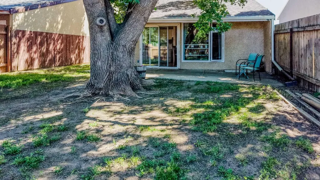 1618 St. George Road N Lethbridge AB T1H 5A1