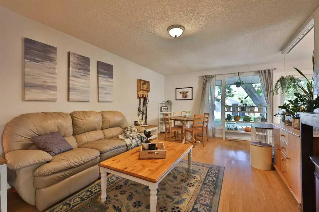 1618 St. George Road N Lethbridge AB T1H 5A1