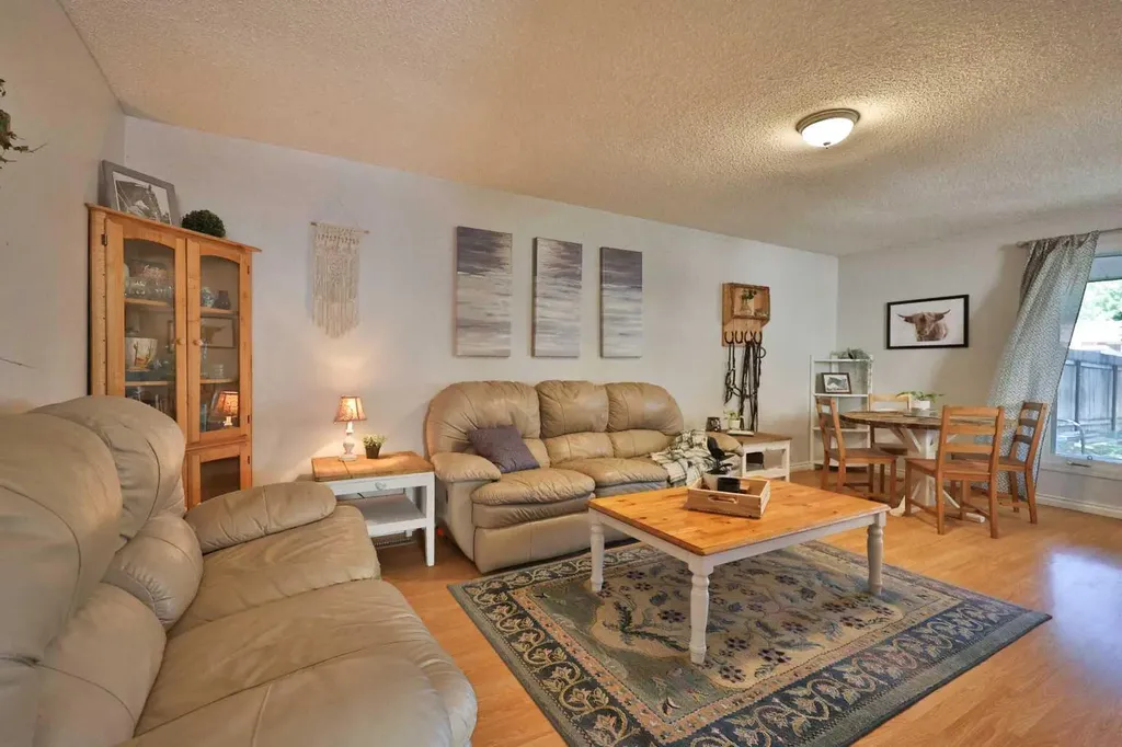 1618 St. George Road N Lethbridge AB T1H 5A1