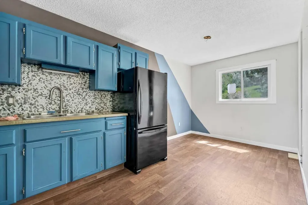 6 Chinook Drive SW Medicine Hat AB T1A4B3