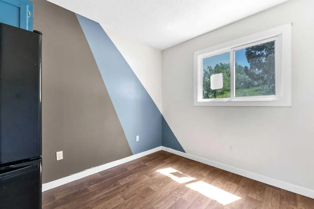 6 Chinook Drive SW Medicine Hat AB T1A4B3