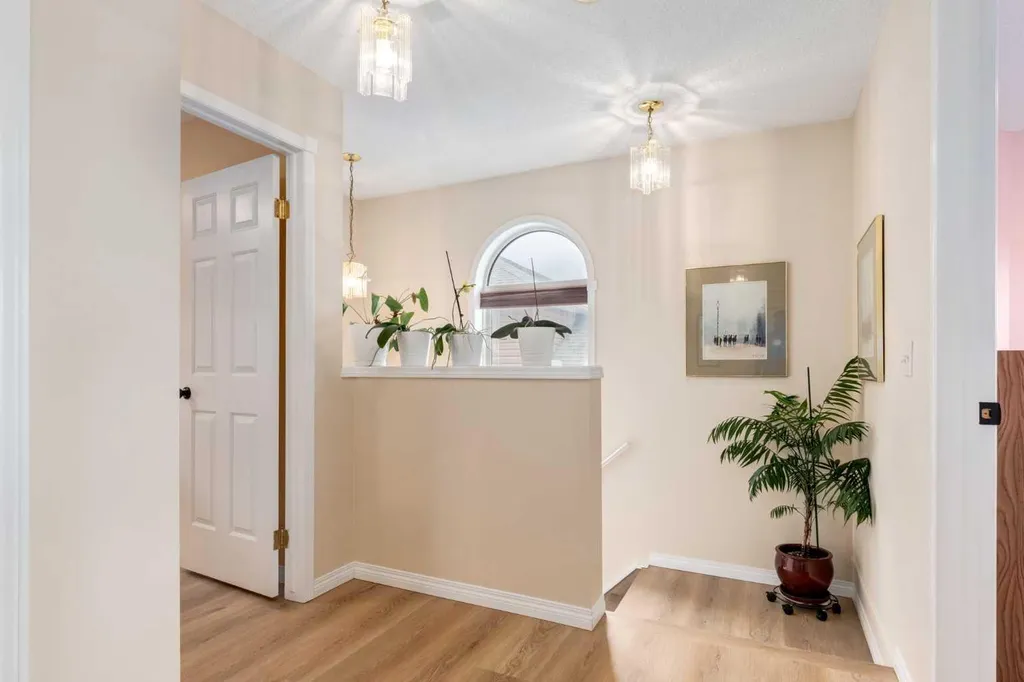 191 Bridlewood Circle SW Calgary AB T2Y 3L2