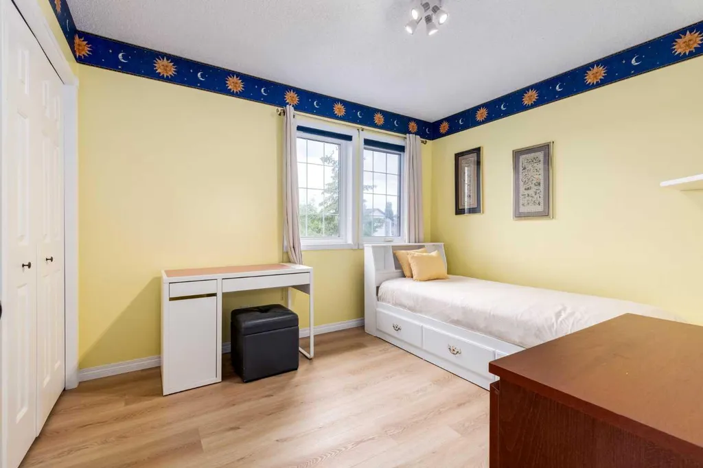 191 Bridlewood Circle SW Calgary AB T2Y 3L2