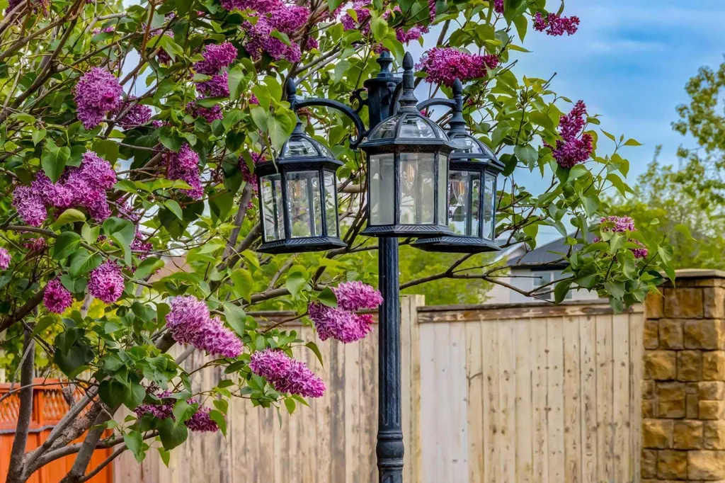 191 Bridlewood Circle SW Calgary AB T2Y 3L2
