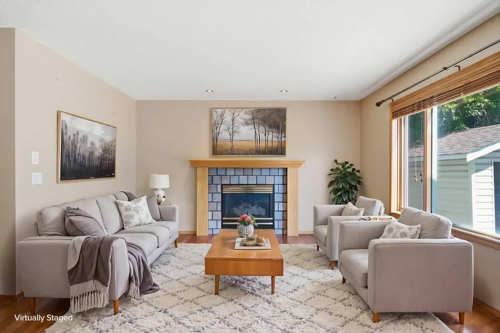 144 Douglas Ridge Close SE Calgary AB T2Z 2P6