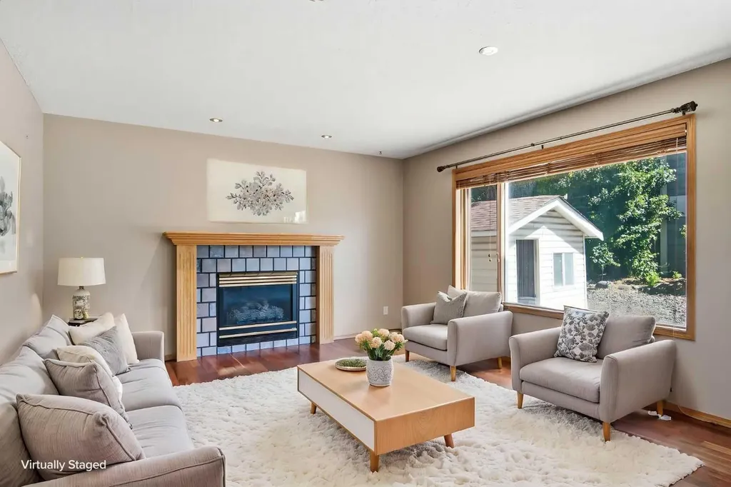 144 Douglas Ridge Close SE Calgary AB T2Z 2P6