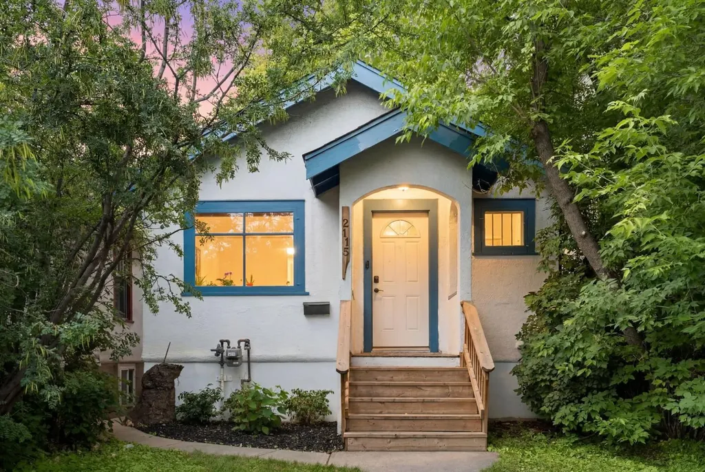 2115 14 Street SW Calgary AB T2T 3T2