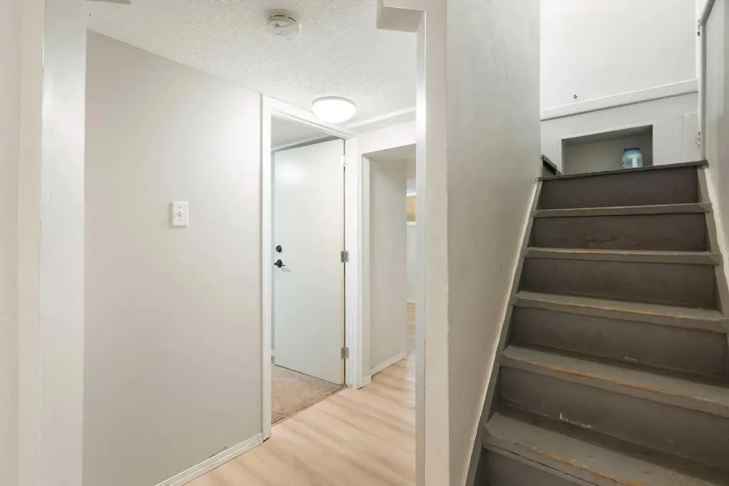 2115 14 Street SW Calgary AB T2T 3T2