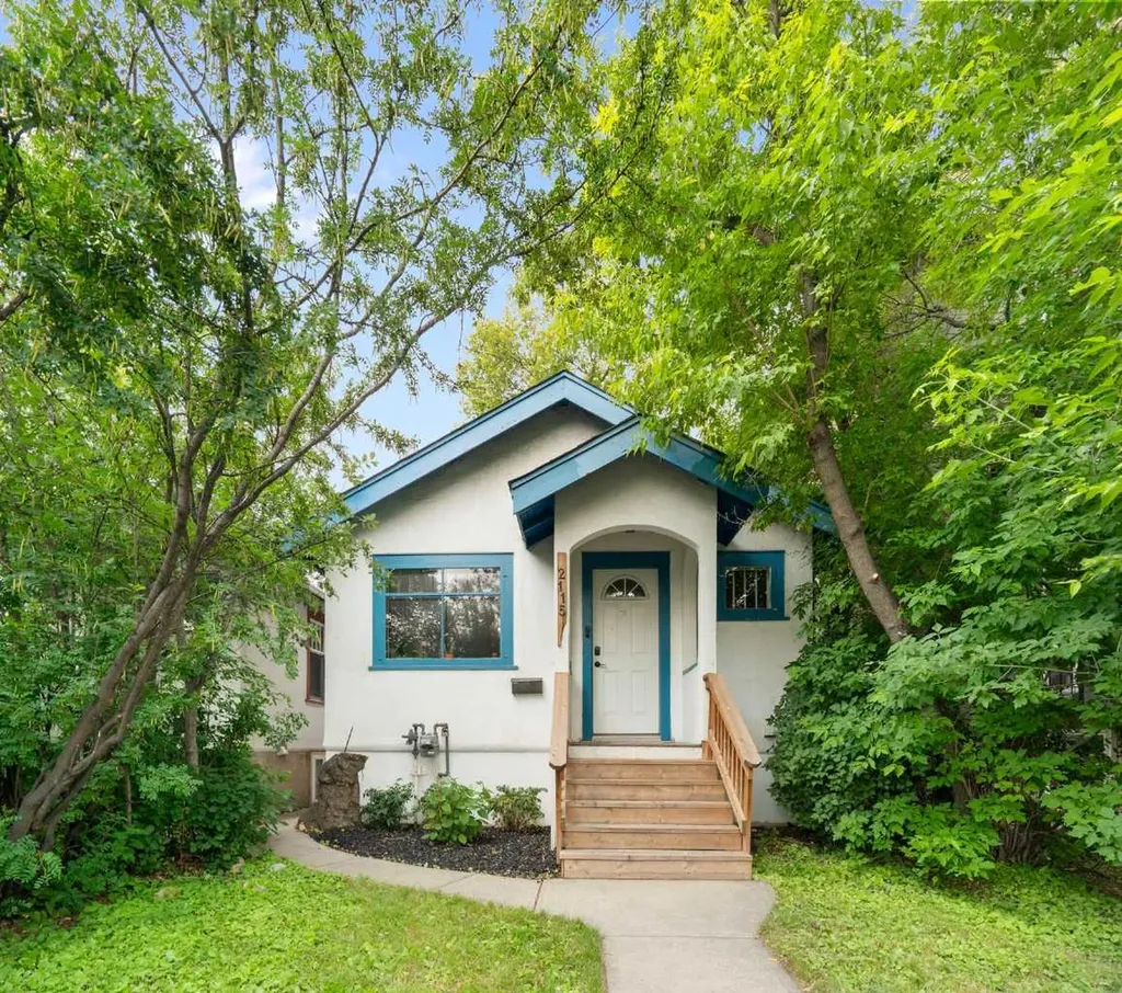 2115 14 Street SW Calgary AB T2T 3T2
