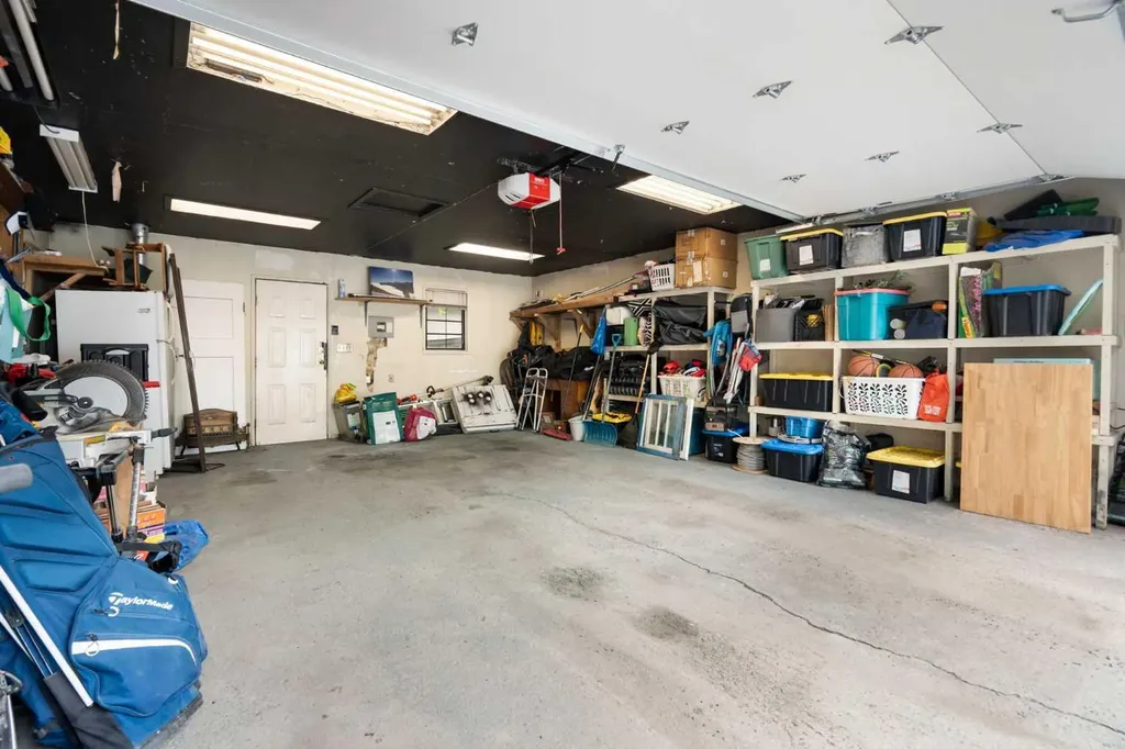 2115 14 Street SW Calgary AB T2T 3T2