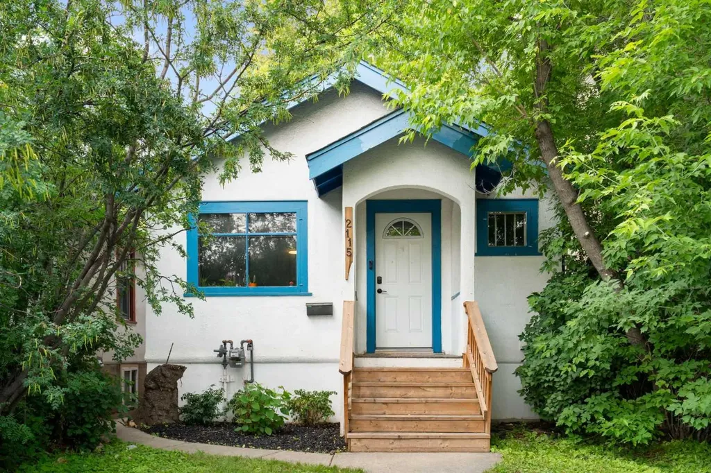 2115 14 Street SW Calgary AB T2T 3T2