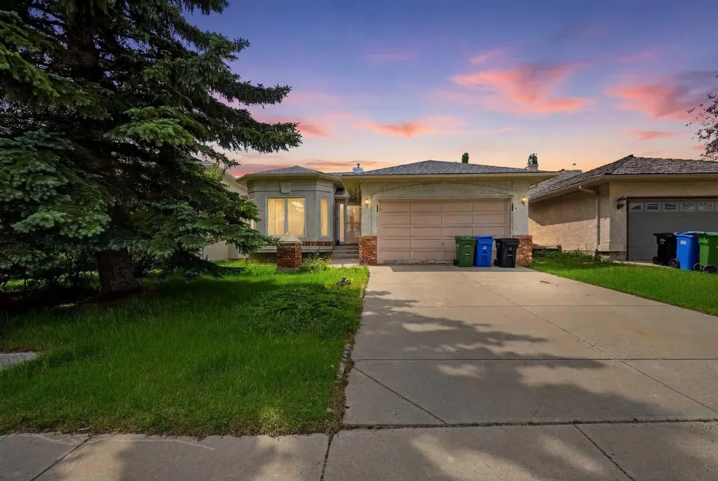 75 Arbour Ridge Way NW Calgary AB T3G 3T1