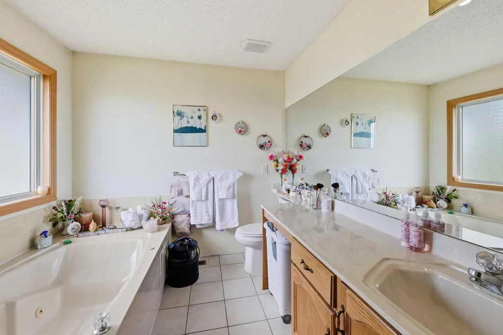 75 Arbour Ridge Way NW Calgary AB T3G 3T1