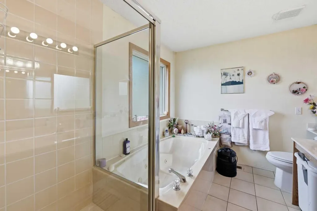 75 Arbour Ridge Way NW Calgary AB T3G 3T1