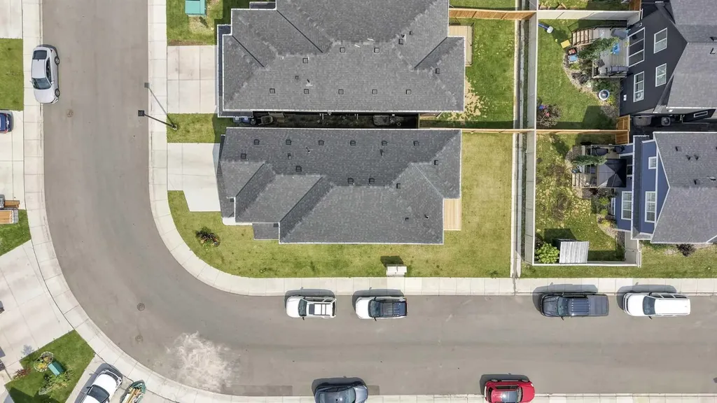 1448 Bayview Point SW Airdrie AB T4B 5K2