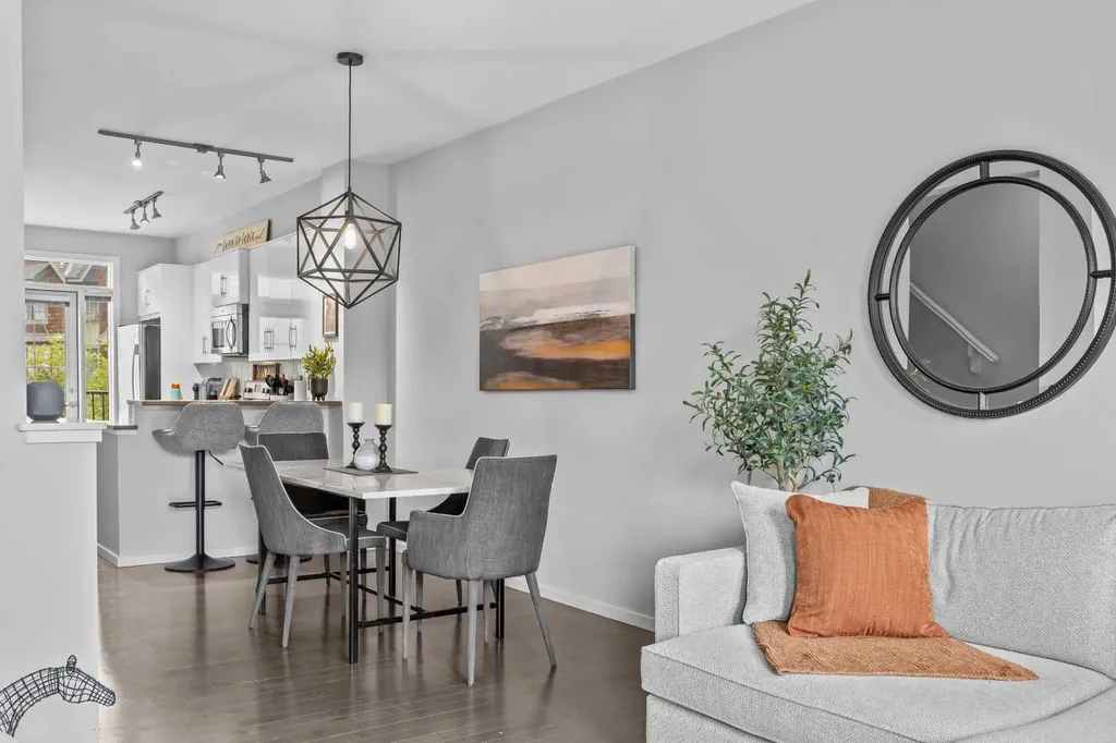 328 Ascot Circle SW Calgary AB T3H 0X2