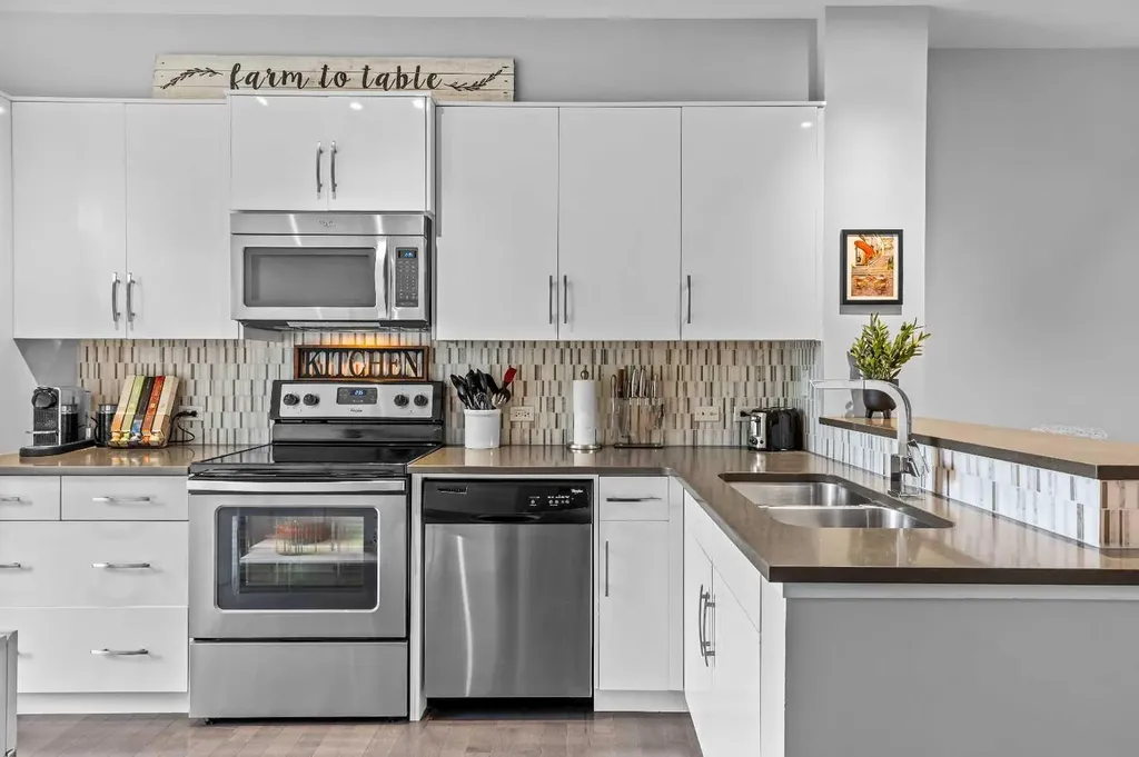 328 Ascot Circle SW Calgary AB T3H 0X2