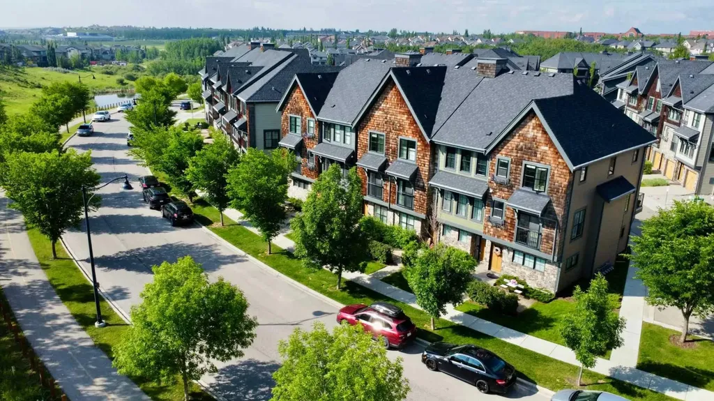 328 Ascot Circle SW Calgary AB T3H 0X2