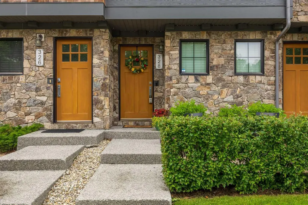 328 Ascot Circle SW Calgary AB T3H 0X2