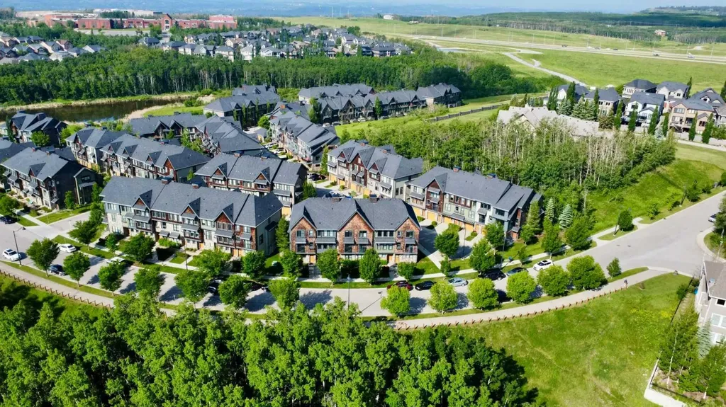 328 Ascot Circle SW Calgary AB T3H 0X2