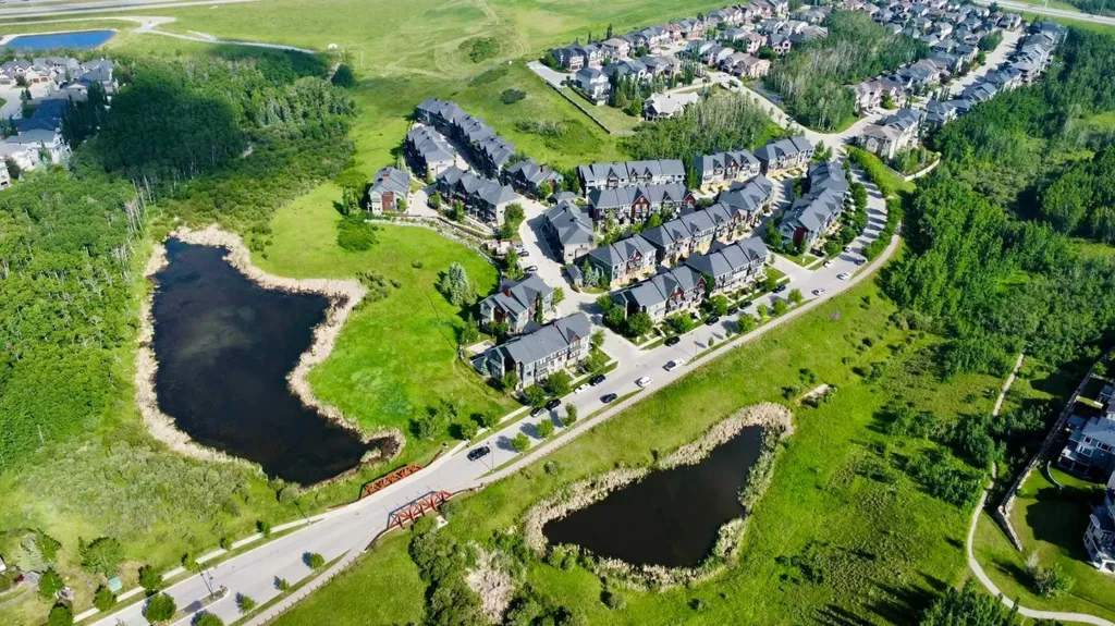 328 Ascot Circle SW Calgary AB T3H 0X2