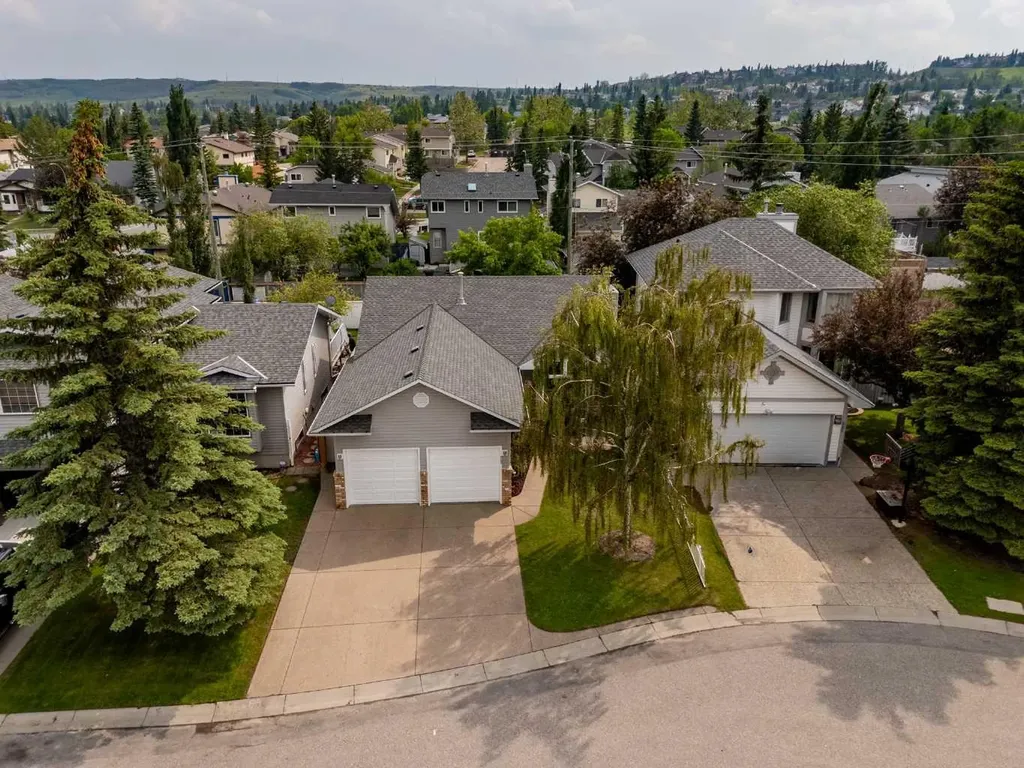 989 Macewan Valley Road Calgary AB T3K 3R2